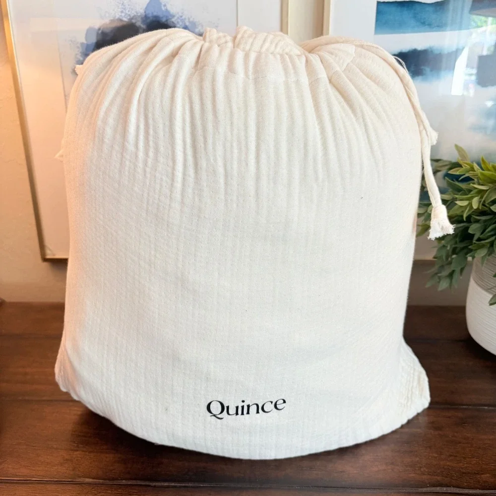 NWOT Quince Organic Cotton Airy Gauze Duvet Cover Set King/Cal King Creamy White